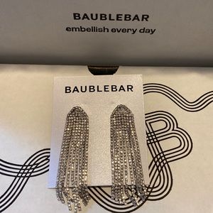 NWT BaubleBar Deirdre Earrings